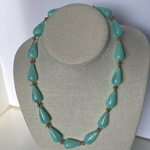 Green Beaded Necklace Marbled Acrylic Swirl Teardrop Gold Beads Tone 18.5” EUC